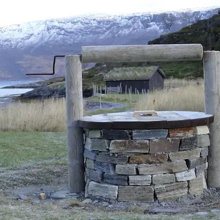 Forhamna - The By The Sea Lyngen