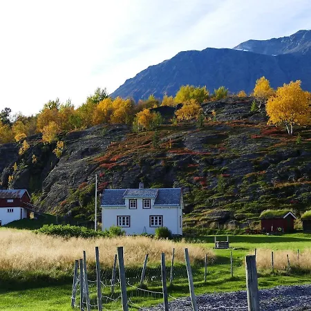 Forhamna - The By The Sea Holiday home *